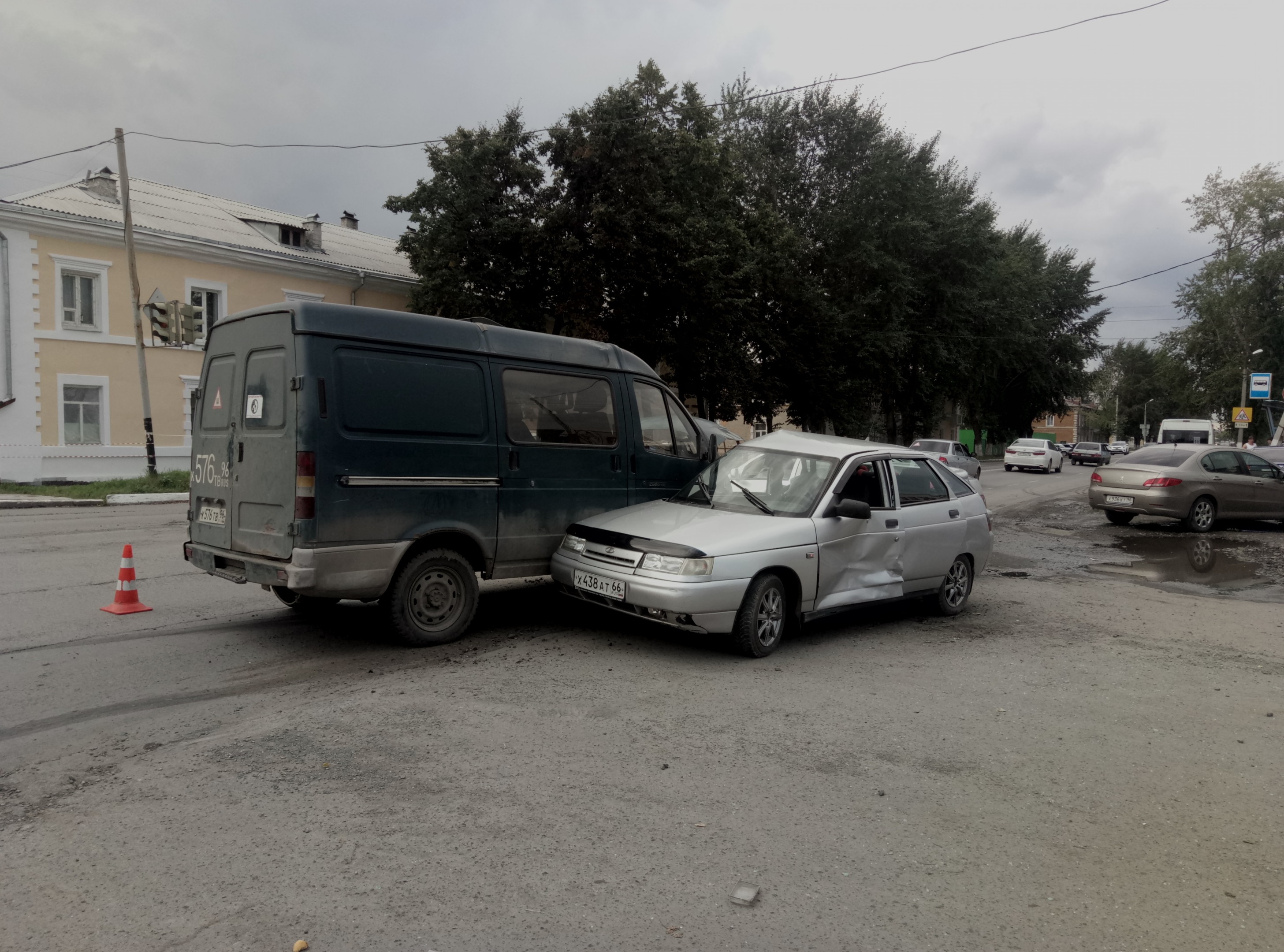  ДТП на перекрестке улиц Советская - Мамина Сибиряка 28.07.2017 г.