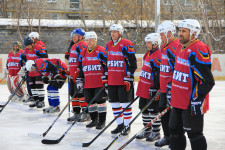 второй тур Первенства по хоккею с шайбой среди команд ветеранов 45+ Восточного управленческого округа Свердловской области в сезоне 2019-2020гг