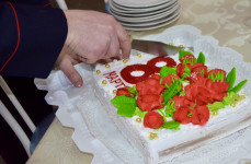 Межмуниципальный отдел МВД России "Ирбитский" поздравил женщин-сотрудниц и ветеранов МВД с 8 марта