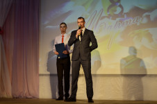 Межмуниципальный отдел МВД России "Ирбитский" поздравил женщин-сотрудниц и ветеранов МВД с 8 марта