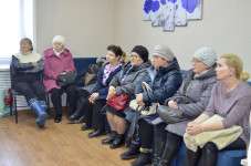 В Ирбите полицейские продолжают вести профилактические беседы с населением в целях предупреждения фактов мошенничества