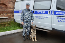 Кинологи ирбитской полиции