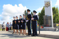 Открытие обелиска в деревне Мельниковой