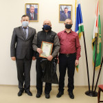 Игрокам хоккейной команды Ирбитского района вручили грамоты и памятные подарки