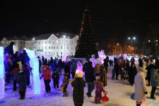 В Ирбите состоялось открытие ледового городка «Ирбит 390»