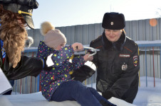 Сотрудники Госавтоинспекции Ирбита и Детского сада №26 провели для воспитанников квест-игру