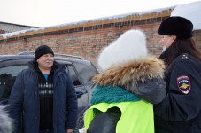 Госавтоинспекция Ирбита провела акцию «Дисциплинированный водитель – лучший защитник Отечества!»