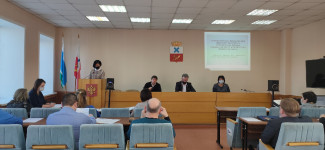 Состоялось внеочередное заседание депутатов городской думы