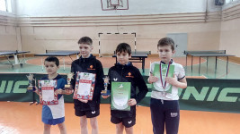 Ирбитчане стали победителями и призерами соревнований по настольному теннису в Алапаевске