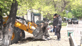 Начались работы по благоустройству сквера, в котором расположен обелиск памяти рабочих Ирбитского автоприцепного завода