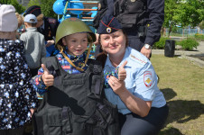 Безопасное детство. Полиция Ирбита провела для воспитанников детского сада праздник, посвященный Дню защиты детей