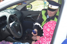 Безопасное детство. Полиция Ирбита провела для воспитанников детского сада праздник, посвященный Дню защиты детей