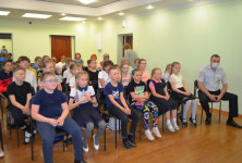 Сотрудники Госавтоинспекции Ирбита посетили "Ирбитскую районную детскую школу искусств"