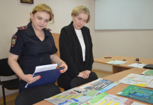 В полиции Ирбита подвели итоги конкурса детского рисунка