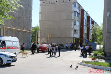 Выгорание остатков газа из подземного резервуара. 13.05.2021 г. Ирбит, ул. Советская, 59