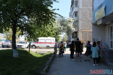 Выгорание остатков газа из подземного резервуара. 13.05.2021 г. Ирбит, ул. Советская, 59