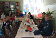 Помощь воспитанникам детского дома