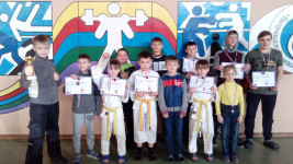 Заслуженные награды юных единоборцев
