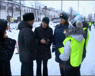 Кому труднее в гололёд?