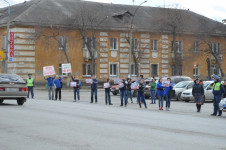 Сотрудники ГИБДД Ирбита организовали акцию «Молодежь за безопасность дорожного движения»