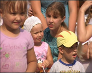 День подарков продолжается