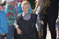  Сотрудники ОВД Ирбита познакомили детсадовцев с профессией полицейского