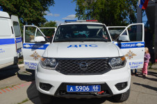  Сотрудники ОВД Ирбита познакомили детсадовцев с профессией полицейского