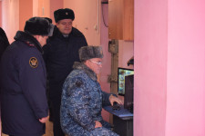 Ирбитское СИЗО проверил начальник ГУФСИН России по Свердловской области генерал-лейтенант внутренней службы Сергей Худорожков