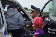 В Ирбите сотрудники полиции провели мероприятие «Безопасные каникулы»