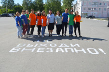 Госавтоинспекция Ирбита проводит традиционную акцию «ПДД на асфальте»