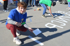 Госавтоинспекция Ирбита проводит традиционную акцию «ПДД на асфальте»