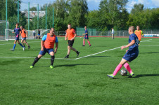 Ирбитские полицейские и общественники поздравляют со Всемирным днем детского футбола