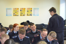 В Ирбите полицейские проверили свои навыки работы в сложной оперативной обстановке