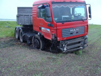 В результате столкновения двух автомобилей погиб один из водителей