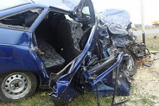 В Ирбите в столкновении «Газели» и легковушки два человека погибли и два серьезно пострадали