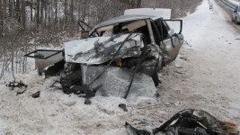 Сотрудники полиции Ирбита устанавливают обстоятельства ДТП с погибшими