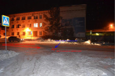 Бывший руководитель одного из свердловских управленческих округов сбил двух пешеходов на переходе в Ирбитском районе