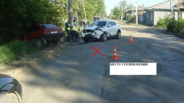 Житель Ирбита, управляя автомобилем в состоянии опьянения, за несколько минут спровоцировал две аварии