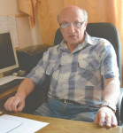 Твои, театр, кулисы святы!