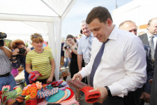 Ирбитская ярмарка имеет большой потенциал для привлечения туристов на Средний Урал, уверен губернатор