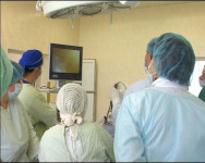 Главный хирург Свердловской области оперирует в Ирбите