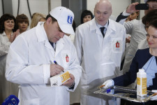 Евгений Куйвашев высоко оценил модернизацию "Ирбитского молочного завода": это повысит качество продукции и производительность труда