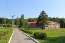 Первая смена заехала в Салют