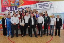 В Ирбите прошло Первенство России по пауэрлифтингу (троеборью классическому) среди спортивных школ