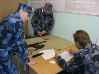 Сотрудники Ирбитского СИЗО-2 сдали контрольно-проверочные занятия