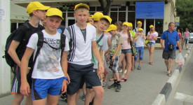 С Черноморского побережья вернулась группа ребят из тринадцатой школы