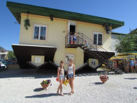 С Черноморского побережья вернулась группа ребят из тринадцатой школы