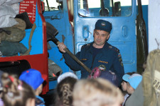 Дети в гостях у пожарных