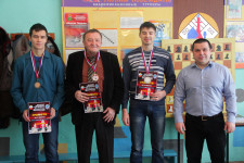 В шахматном клубе «Гамбит» подвели итоги сразу двух шахматных турниров