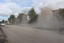 В Ирбите произошло обрушение стены аварийного здания